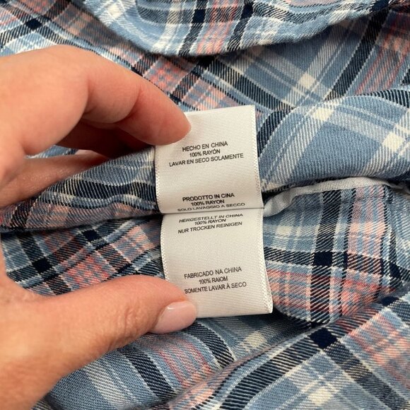 Soft Joie Blue Plaid Button Up Shirt Womens Size Small 100% Rayon Casual - Picture 5 of 7